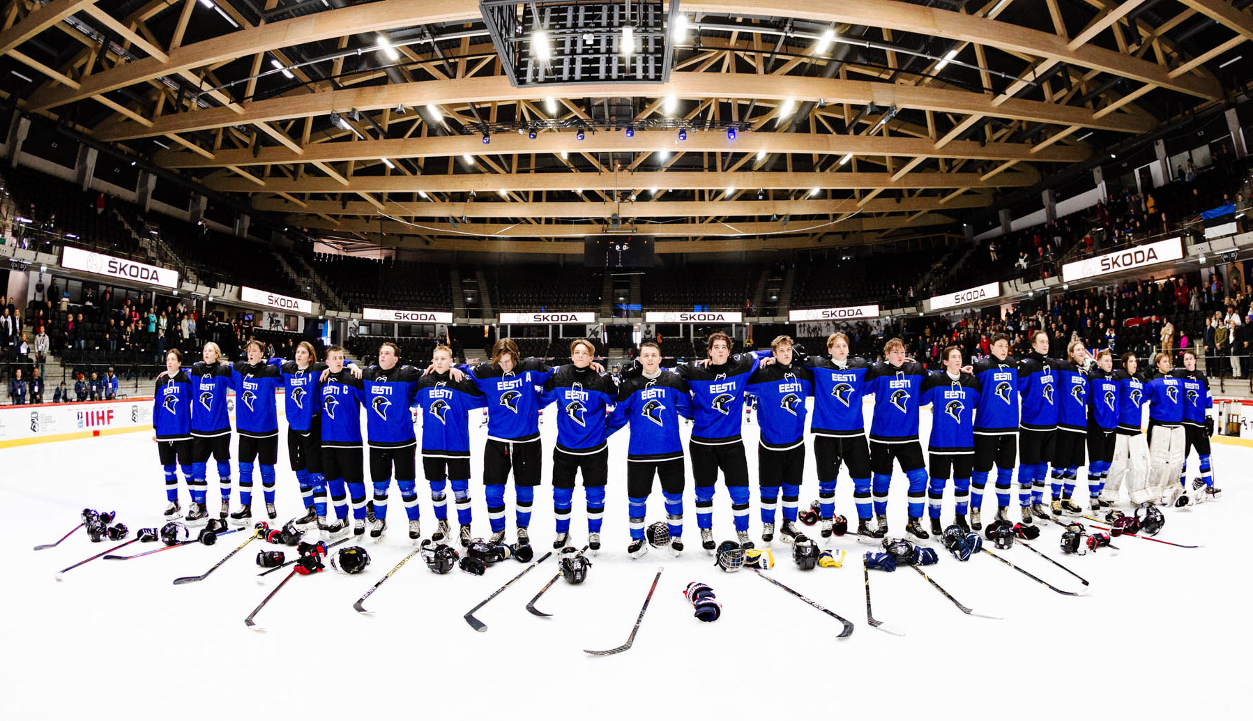 Сборная Эстонии по хоккею. Эстонская команда любителей по хоккею. К-команда Эстония. Tondiraba Huvikool.