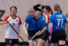 Эстония одержала первую победу на женском чемпионате мира по флорболу